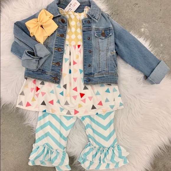 The Khi Capri Set - Picture 2 of 5